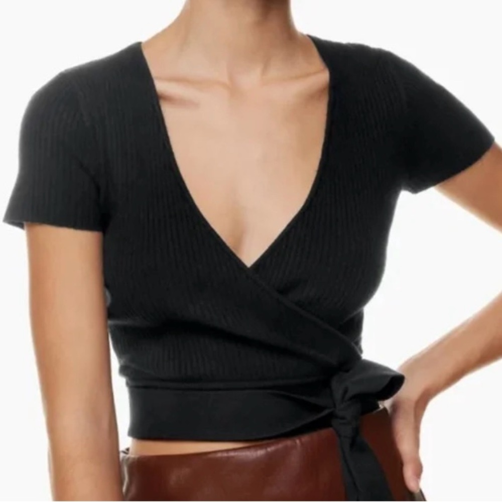 Aritzia Wilfred All Tied Up Wrap Top